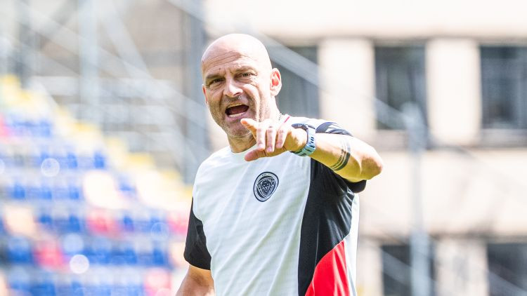 Jurkovskis un Guļa Ungārijas čempionus stila ziņā pielīdzina pirmajiem pretiniekiem