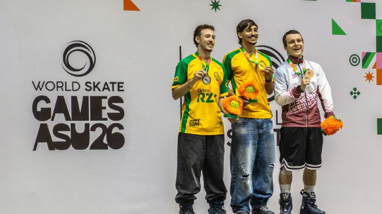 Nils Jansons izcīna bronzu pasaules čempionātā skrituļslidošanā, finālu atceļ spēcīga negaisa dēļ